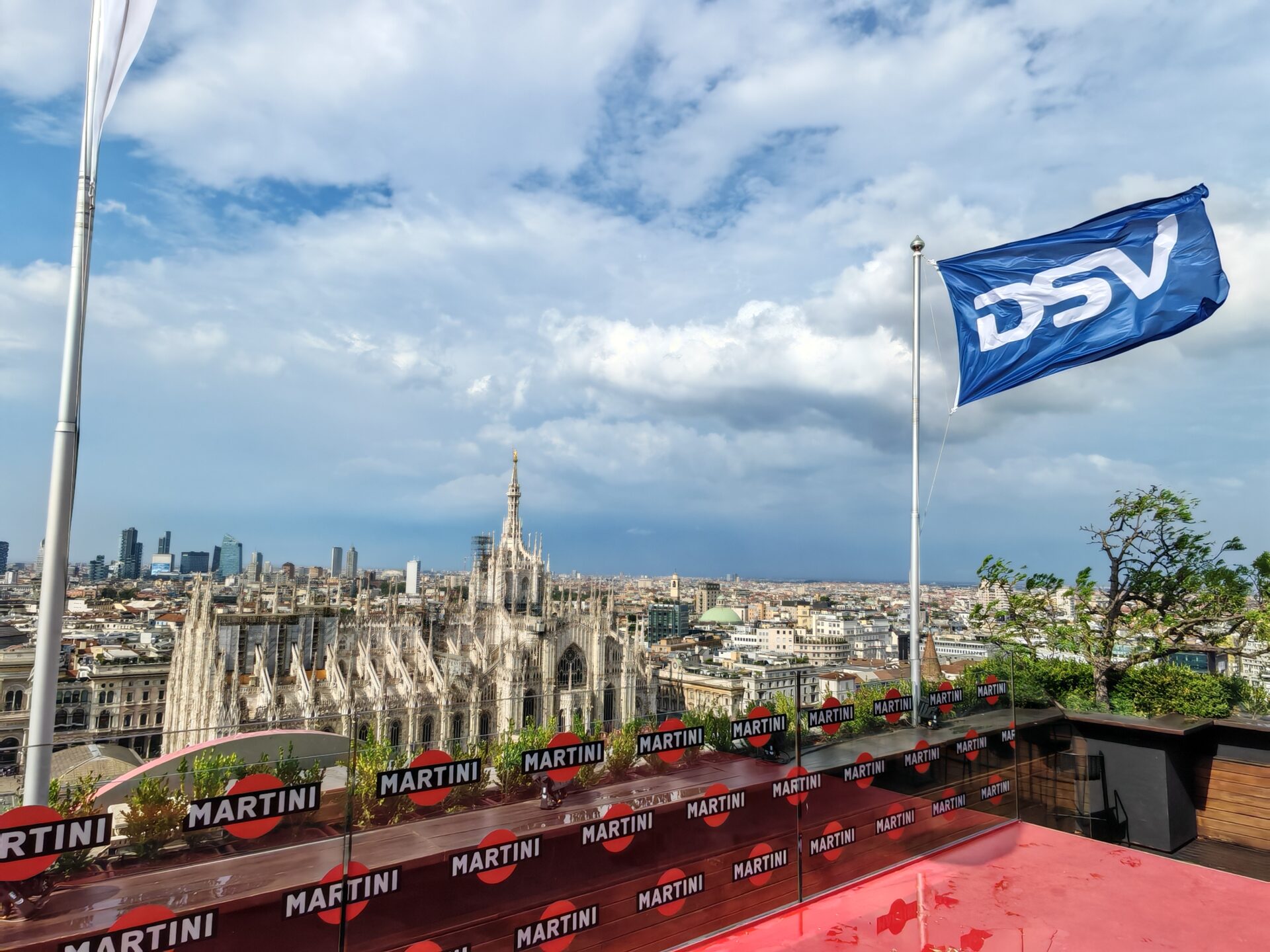 DSV celebra 50 anni di storia: un evento firmato Agenzia Brand
